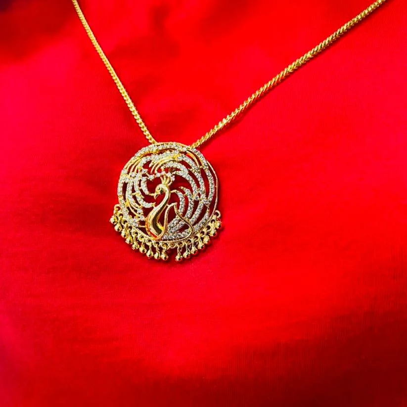 ESH Gold Plated 18/24 Inch 3mm Singapore square fox chain and NEW design peacock round pendent with fixed white stone for girl and women