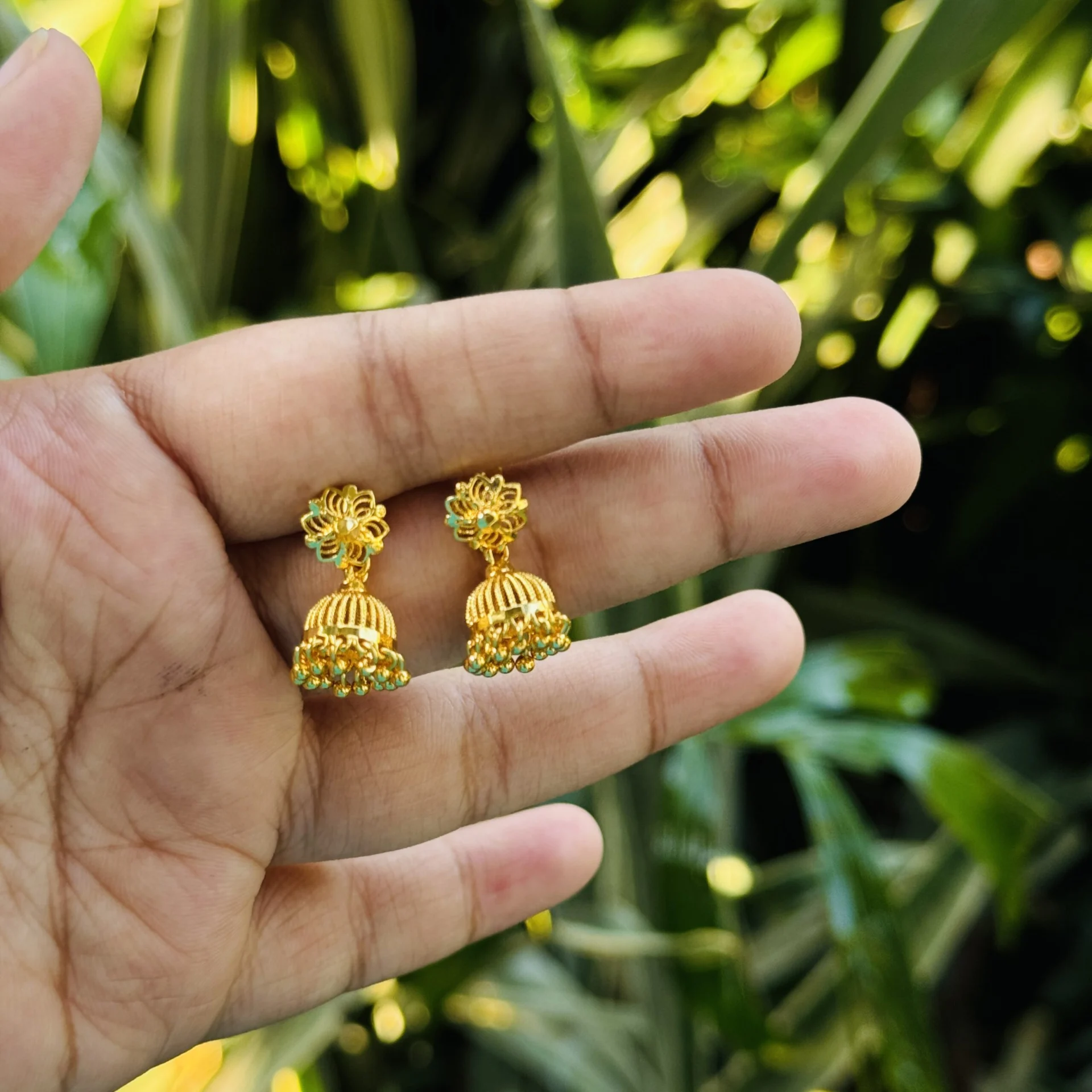 Gold plated beautiful jimmiky drop earring with flower head for women and girl
