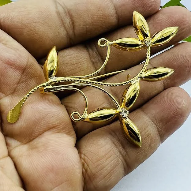 Gold plated New Design saree brooch For Women