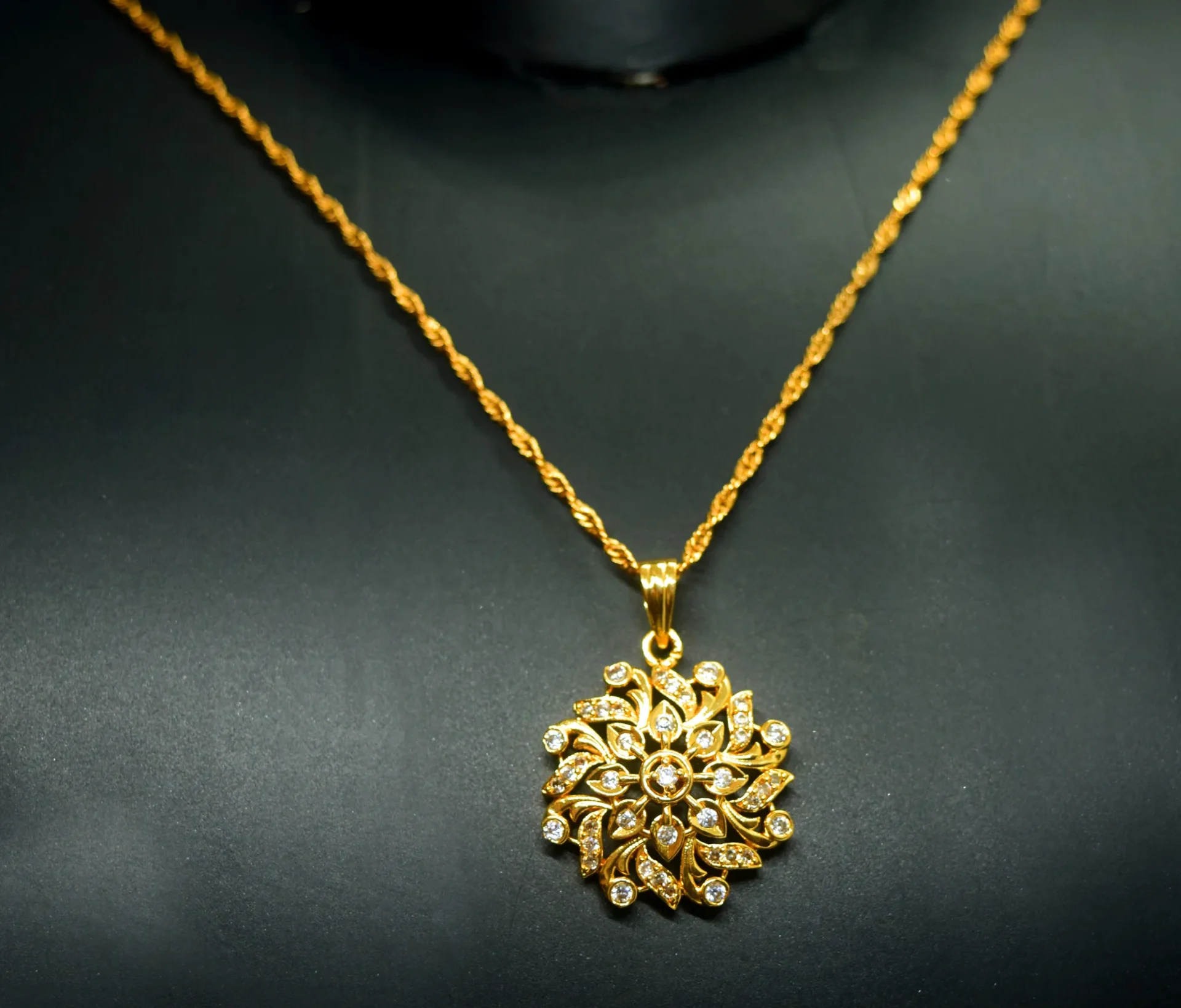 Guaranteed 18/24Inch Gold plated Disco Karali 1.8MM Chain with Round white Stone Pendant