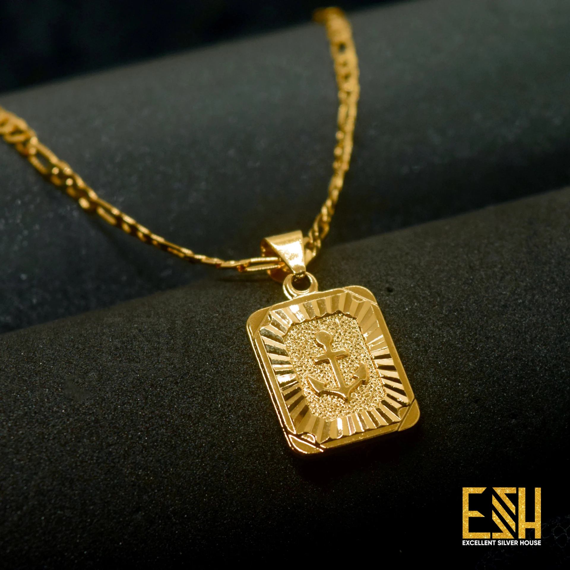 Gold plated 18/24Inch Lara Chain With Box Ancor Pendant