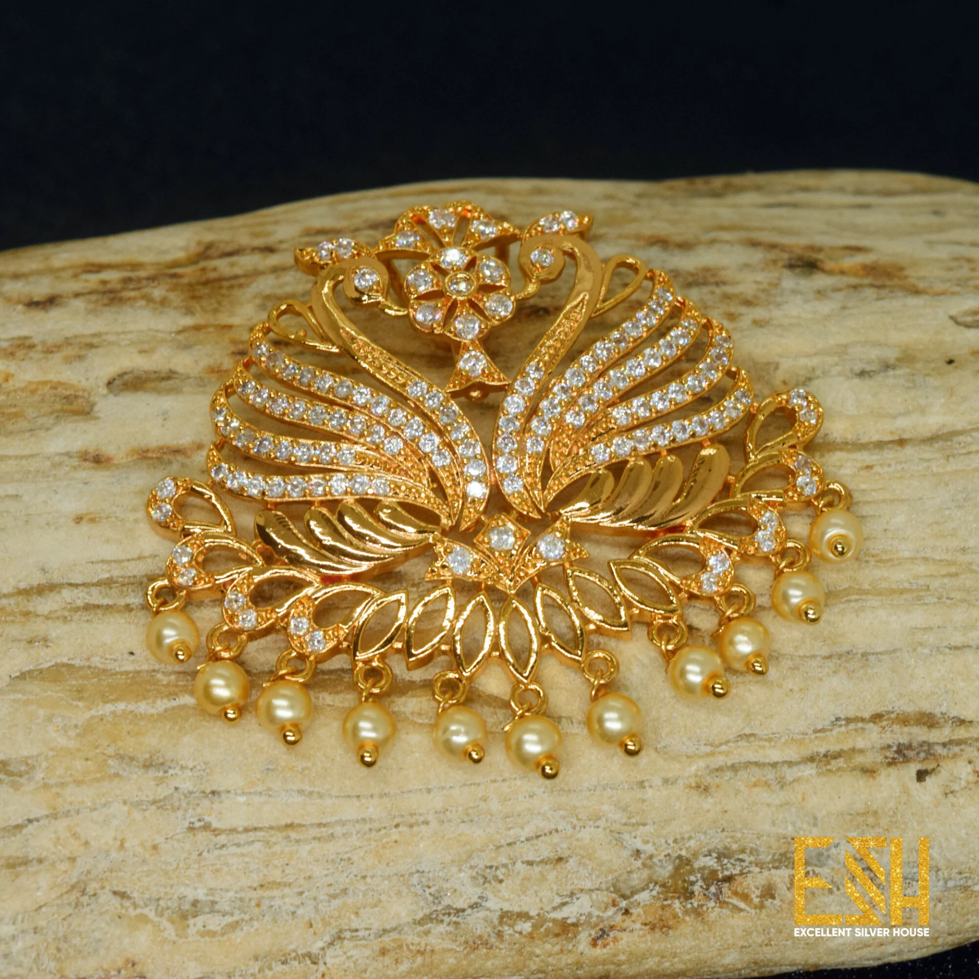 22kt Gold plated Hansaputtuwa Pendent With White Stone FREE GIFT BOX