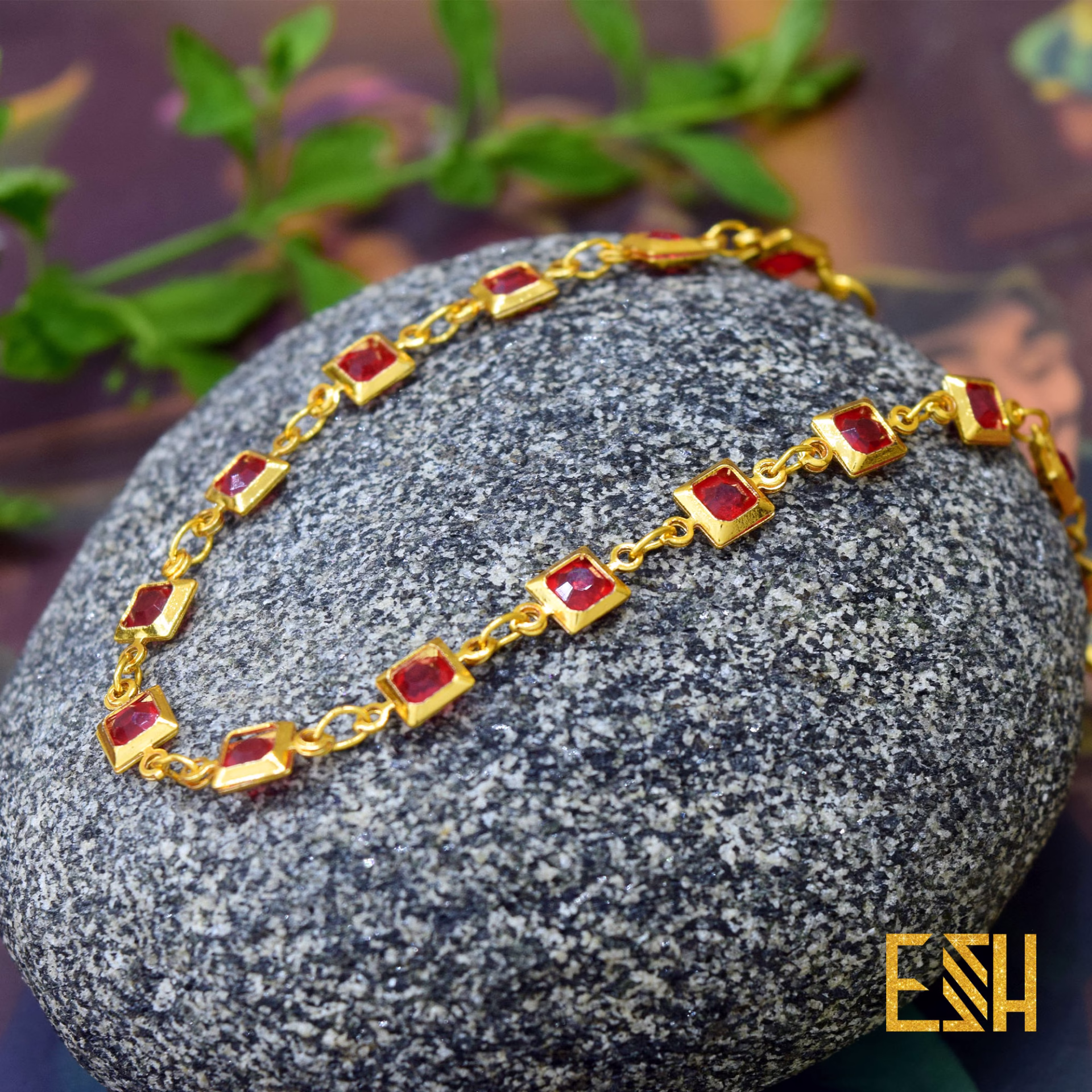 Gold plated Guaranteed Red Stone Stylish Bracelet For Ladies