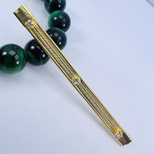 ESH Gold Plated Fashion Thin saree Brooch / Saree Pin With Fixed Stone For Women