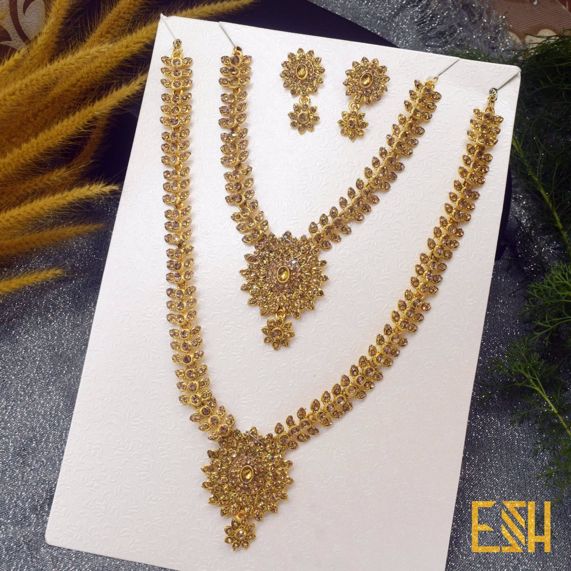 Fancy gold Necklace with earring for Women Wedding Jewelry Sets Dating  Shopping  Office  Daily wearing  Gift