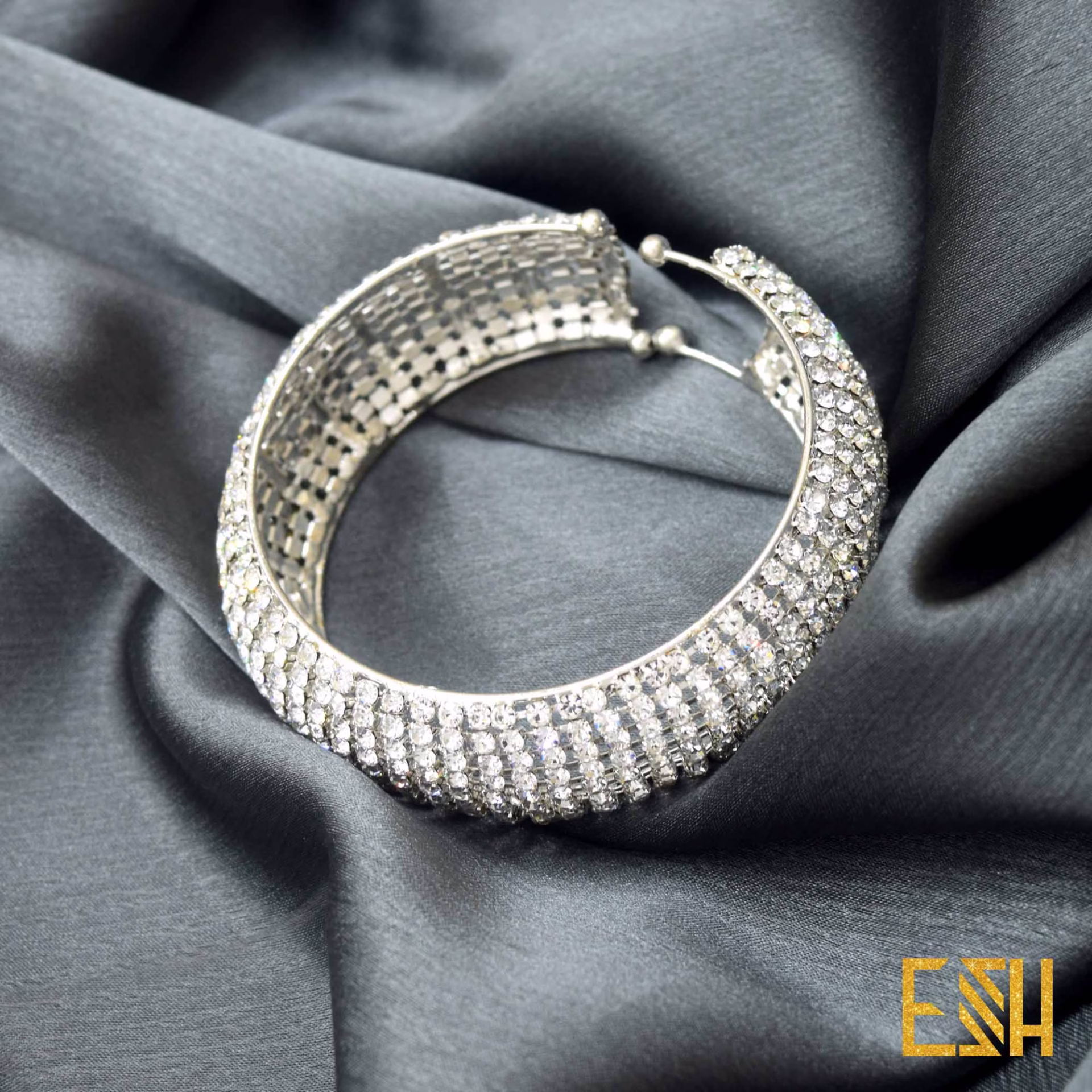 ESH Hight Quality Silver Lover Stylish Free Size bangle with stones Eye-catching Design For Women & girls Jewelry