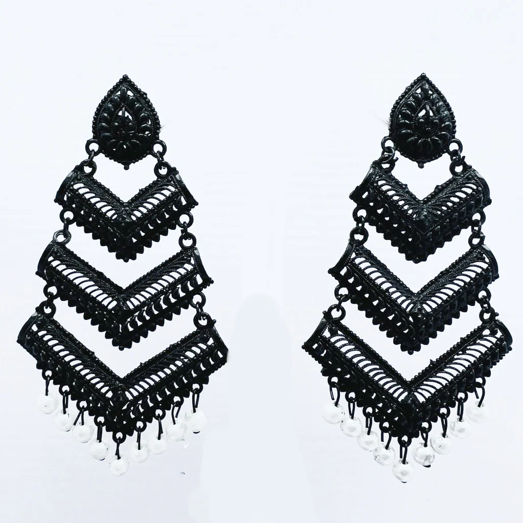 Black color earing Vintage Statement Drop Dangle Earings with pearl drop for Women Boho Fashion Jewelry Dangle Hoop Earrings