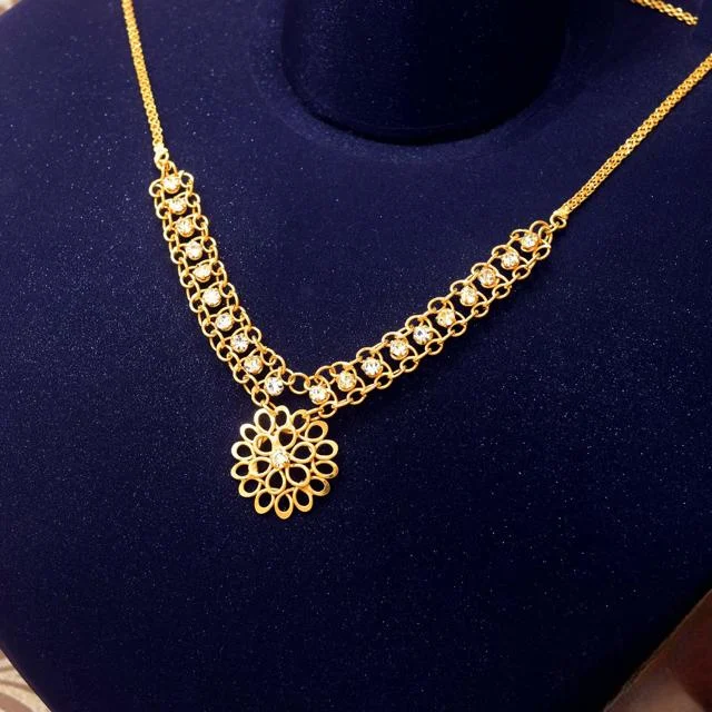 Superb finishing Stylish Look Kandyan necklace It makes the perfect gift for your loved ones Latest design with charm.