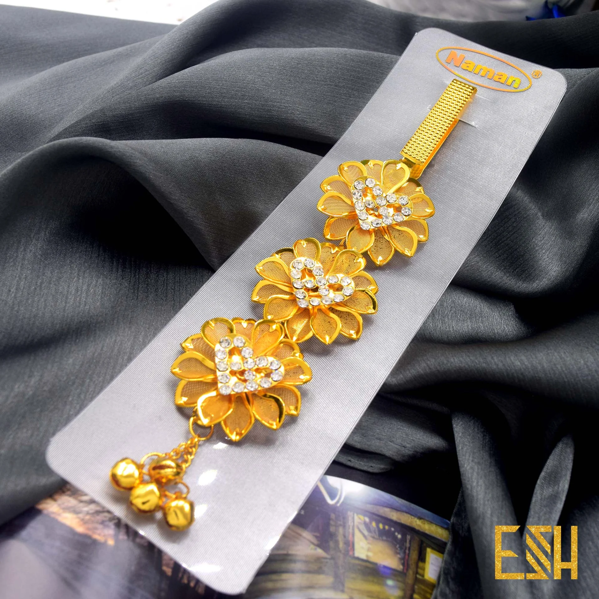 Heart Stones Gold Color Flower Design Hawadi Nalal Thali cute girls and beauty women's Fashionable and Stylish Latest design with charm 100% brand new and high quality