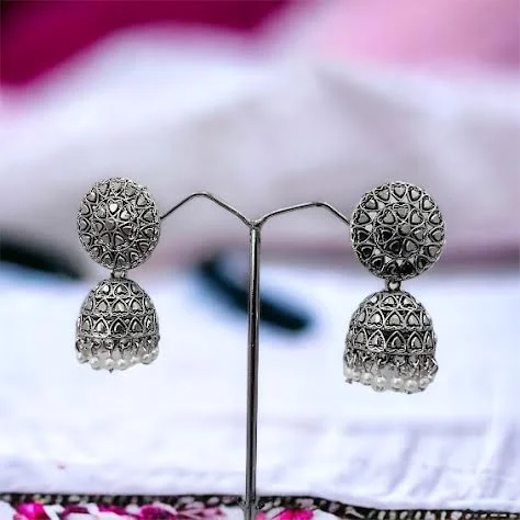 ESH Silver color beautiful heart type jimmiky earring with white pearl for girl and women