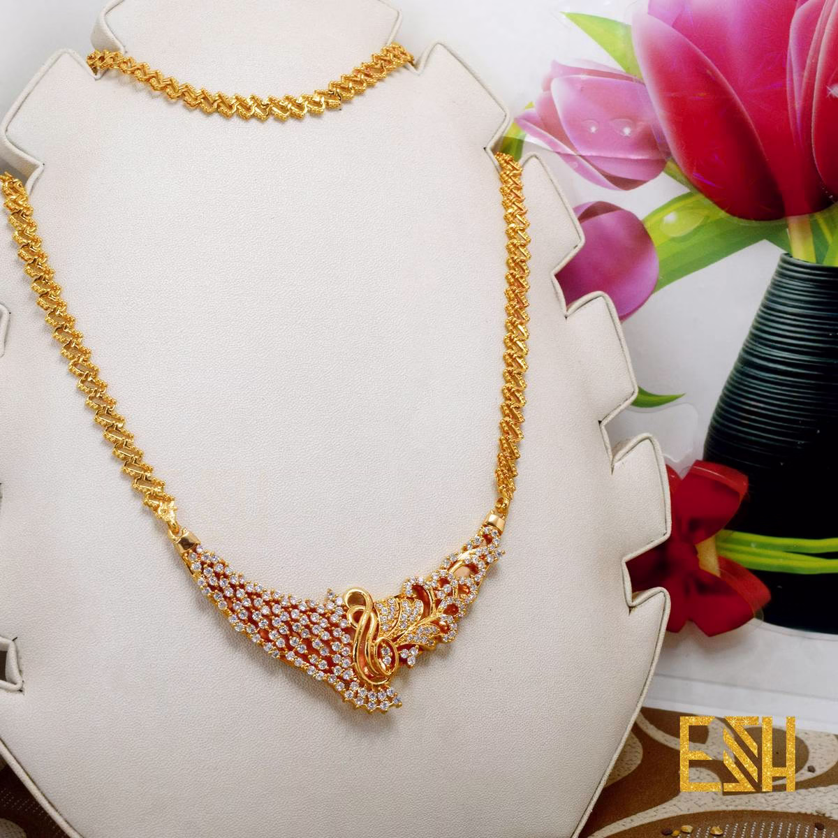 Gold Plated Traditional Bridal AD Stone Sawadi Pendant With 05MM New Square Flat Fox Chain Long For Women & Girls chain for women