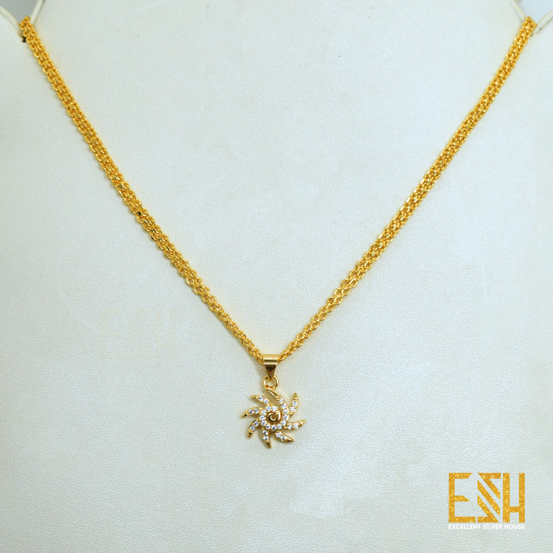 ESH Gold plated Ladies 02MM Thin Stylish Bismark Chain 18/24 Inch Beautiful Design With Small Star Sun Theme Pendant