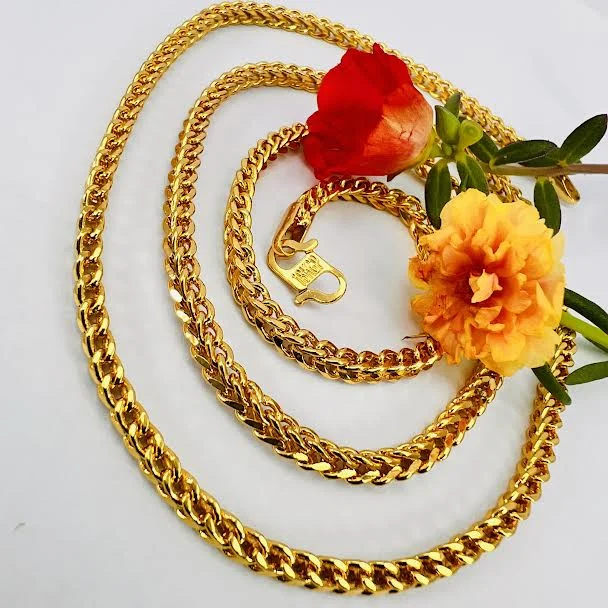Gold plated rich look beautiful 4mm Singapore square fox chain 18/24 inch without pedant