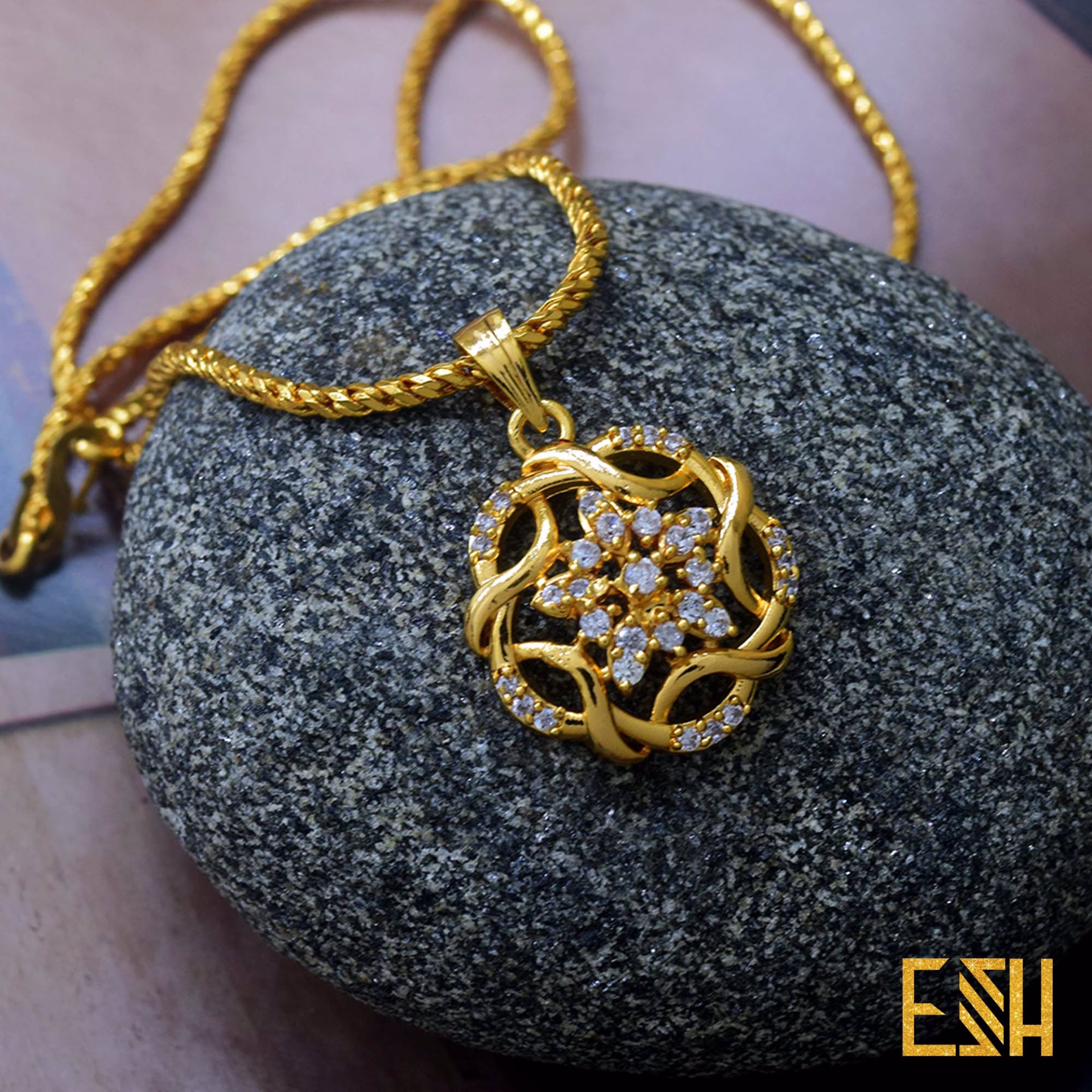 Gold plated New 3MM Rope Chain 18//24 Inch Short and long With stone Sun FLOWER Theme Pendant