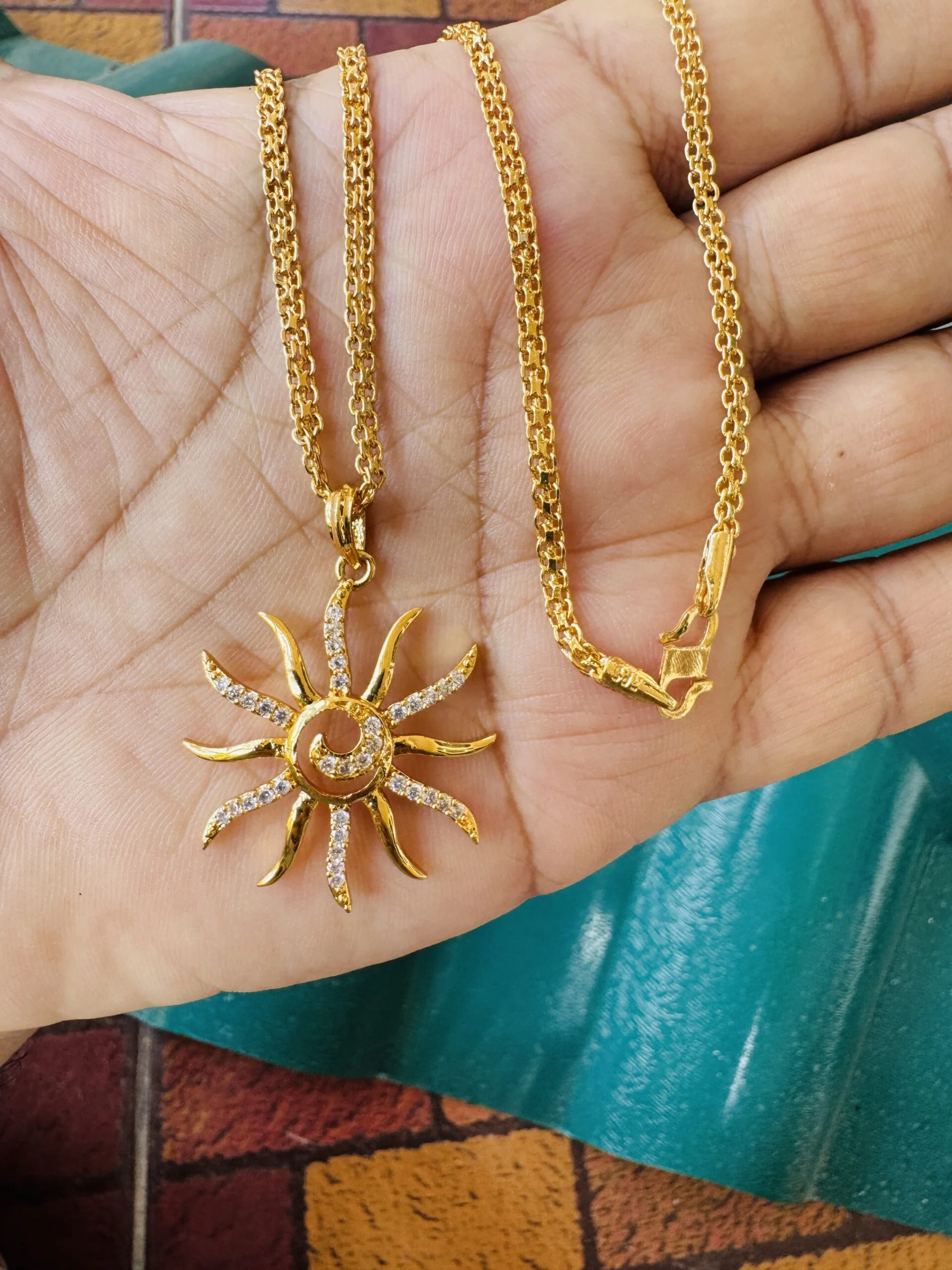 Gold plated 3mm 18/24 Inch Bismark chain with sun design Pendant with stone for women