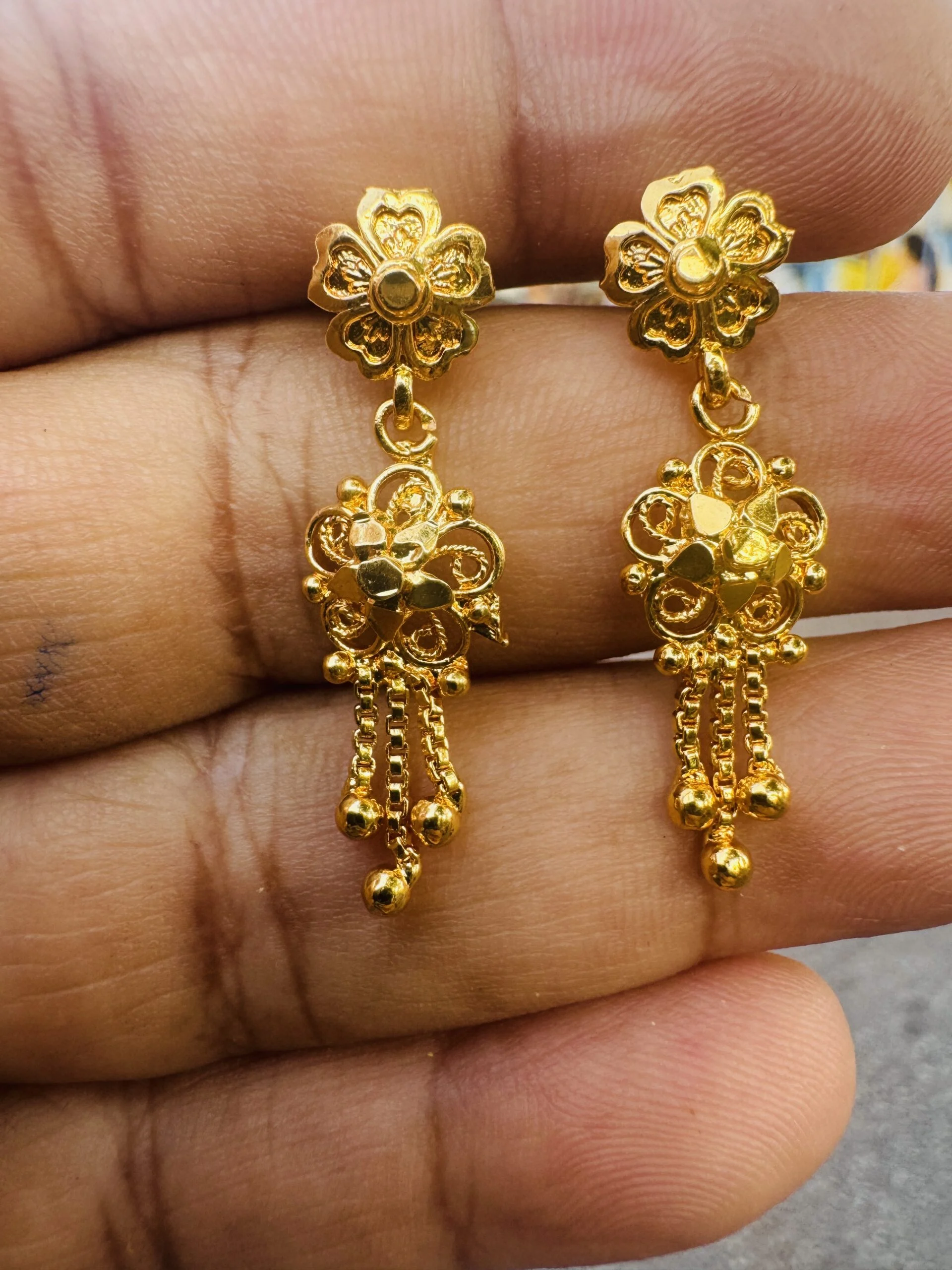 Gold plated beautiful Indian style flower tassel earring with flower head for women and girl