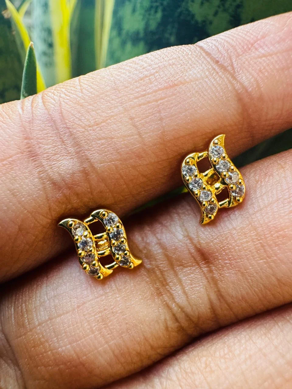 Gold plated beautiful, elegant S Shaped two-line earring with white stone for Women and Girl