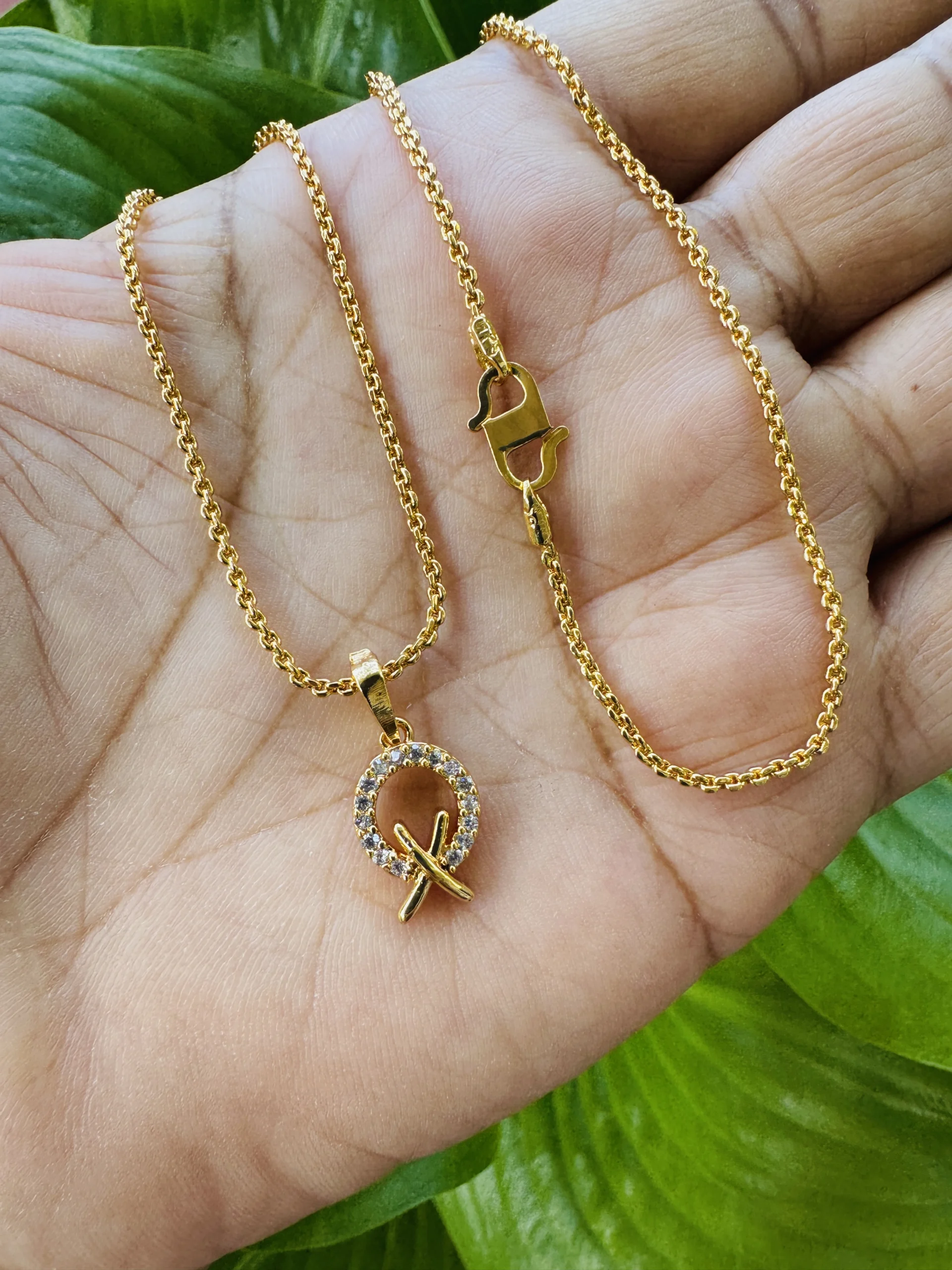Gold plated 18/24 Inch's 2mm Diamond chain with round type white stone pendant for women and girl